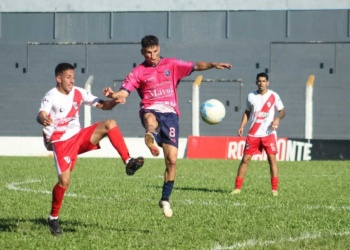 Regional Amateur: Guaraní pegó en los momentos justos y abrochó media clasificación