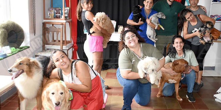 COMO EN CASA. La dinámica de estos espacios busca replicar el cariño familiar.