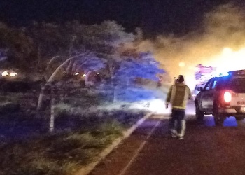 Bomberos advierten sobre el riesgo de incendios tras un foco que afectó 20 hectáreas en Itaembé Guazú