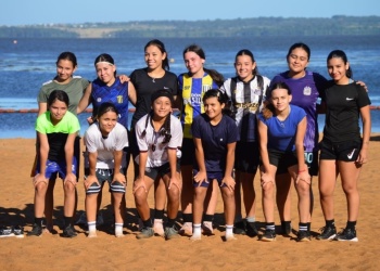 Fútbol femenino: las chicas de Mitre, de pretemporada