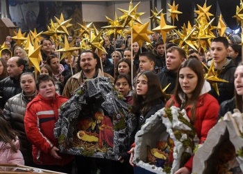 El curioso motivo por el que millones de personas celebran la Navidad en enero
