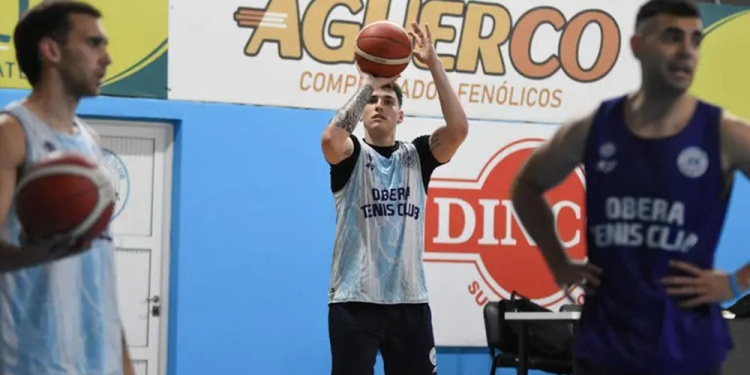 VUELTA AL TRABAJO. El plantel retomó los entrenamientos tras el receso.