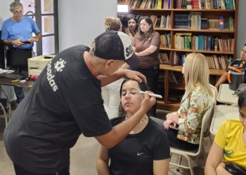 Talleres gratuitos de reciclaje y maquillaje para comparsas