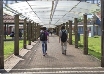 Últimos días para postularse a carreras gratuitas en universidad brasilera
