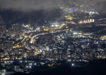 Estados Unidos lanzó una ofensiva militar en Venezuela y asegura haber capturado a Nicolás Maduro