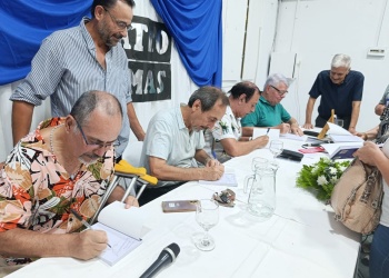 Cuatro escritores de Apóstoles presentaron la antología “Cuatro Almas”