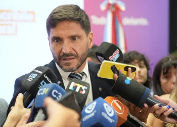 Pullaro dijo que la protesta de la policía “fue un reclamo justo y genuino” y anunció un aumento de sueldo