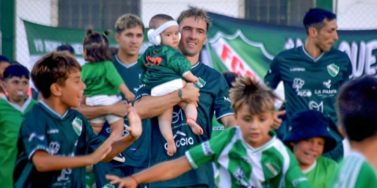 POR EL BOLETO. Álvaro Klusener va por el ascenso con Ferro de General Pico.