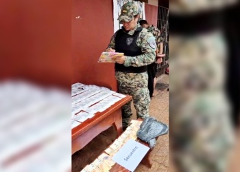 Cayó en la terminal de colectivos con un millón y medio de pesos en una bolsa