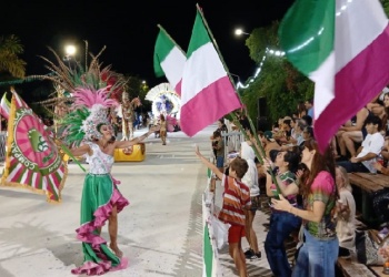 Carnavales en Apóstoles: este viernes llega la segunda noche y el sábado la pasada final