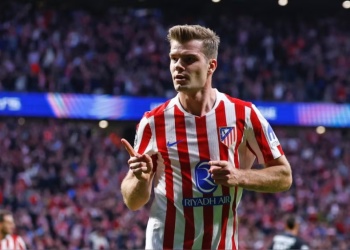 El Atlético de Madrid de los argentinos selló su pase a octavos de final de la Champions League