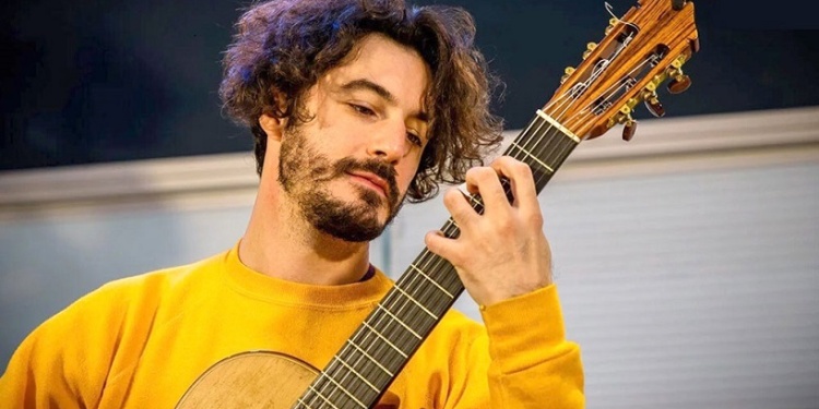 ESTRELLA. Gabriel Bianco, considerado una de las figuras destacadas de la guitarra clásica contemporánea.