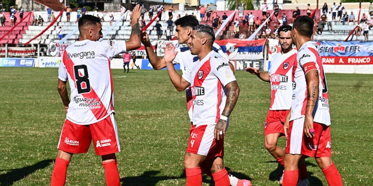 CONFIANZA. Guaraní sabe que la distancia es apenas de un gol e intentará dar el golpe en cancha de Don Orione.