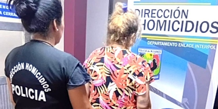 ALLANAMIENTO Y DETENCIÓN. La sospechosa fue demorada tras las labores de los investigadores de la Dirección Homicidios.