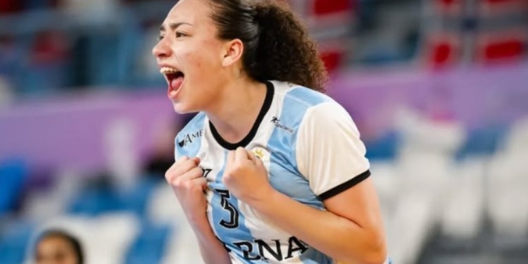 ESTÁ LISTA. Mara, que viene de ser subcampeona con La Garrita, a Europa.