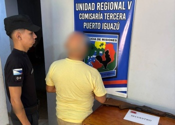 Investigan a un hombre de 80 años por matar al perro del vecino de un escopetazo