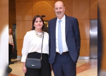 La senadora justicialista Juliana di Tullio denunciará a Sturzenegger y a su esposa