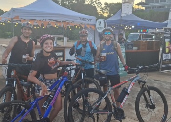 El Festival UNA+ volvió a llenar de música y sabor la costanera