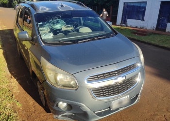 Oberá: alcoholizado, perdió el control del auto y terminó sobre la vereda