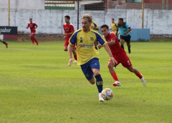 Álvaro Klusener se presentó con gol en Mitre pensando en el Federal A