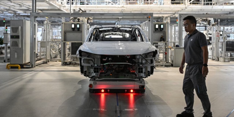 La investigación noruega se centró en el auto eléctrico chino de la marca Nio, donde se detectó que el 90% de los datos recopilados por el auto fueron transferidos a un servidor en China.