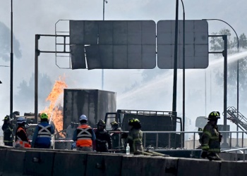 Tragedia en Santiago: explosión de camión de gas deja al menos cuatro muertos