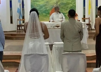 “Confusión en los fieles”: analizan sanciones a una iglesia de Corrientes por un casamiento trans