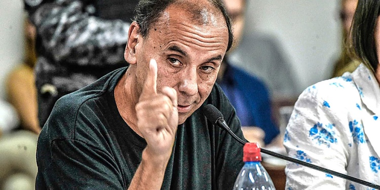 EDUARDO ALBERTO PAREDES (64). Encabeza la defensa de un padre que hace trece años está acusado de abusar de una menor.