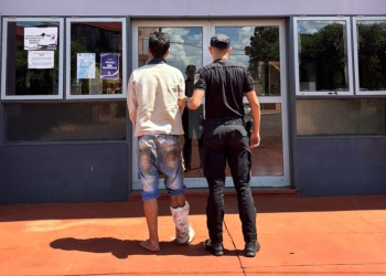 Salió de la cárcel hace poco y volvió a caer: lo acusan de robar una moto y a un remisero