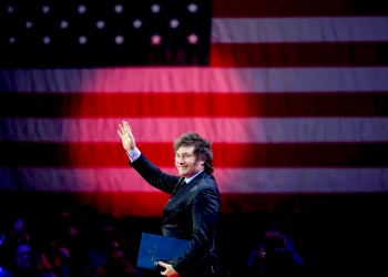 Milei suspendió su viaje a Estados Unidos y prioriza la agenda local