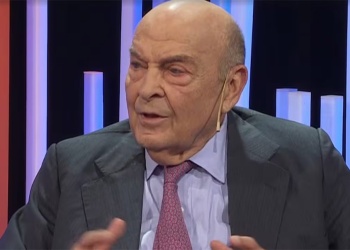 Cavallo pidió avanzar hacia “la convertibilidad” y eliminar la “represión financiera”