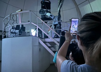 Dos noches para descubrir el cielo en familia en el Observatorio Astronómico de las Misiones