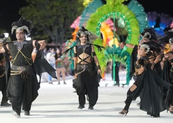 Con brillo, ritmo y gran convocatoria comenzaron los Carnavales Apostoleños 2026