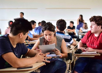 Becas Progresar perdieron el 80% del poder de compra desde 2023