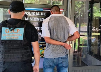 Pareja detenida en Posadas por robar cables eléctricos