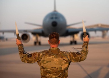 EEUU evacúa tropas en Qatar y Bahréin ante la amenaza de un choque militar con Irán