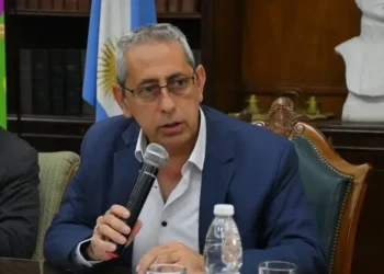 Renunció Marcelo Rivas Piasentini al Ministerio de Hacienda de Corrientes tras la polémica por los descuentos a docentes