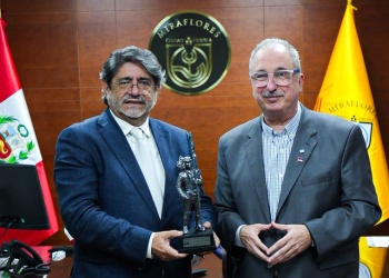 Passalacqua se reunió con el alcalde de Miraflores para impulsar el turismo entre Misiones y Perú