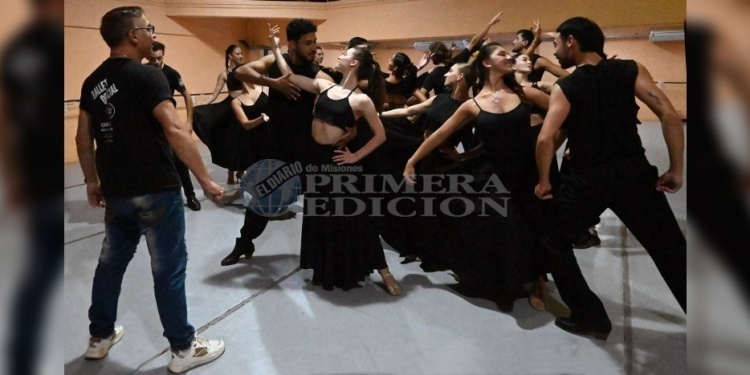PLENO ENSAYO. El Ballet Folklórico del Parque del Conocimiento celebrará sus 10 años de trayectoria con una gala.