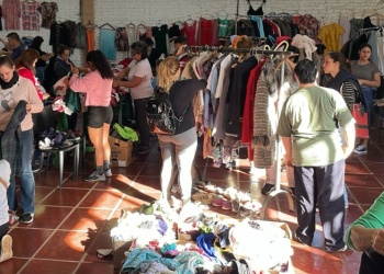 Tupá Rendá reactiva feria de usados para pagar a las cuidadoras