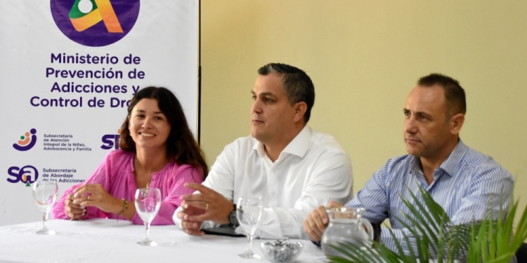 ARTICULACIÓN. En el diseño y dictado de las propuestas participan tres instituciones.