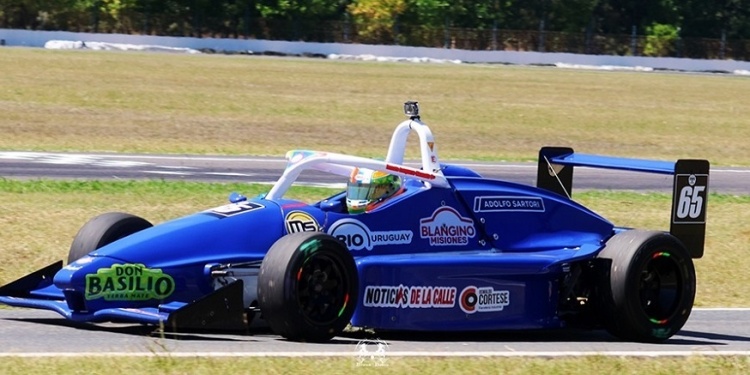 AL CASTRO RACING. Renato Longarzo Skanata cambió de equipo en la F3.