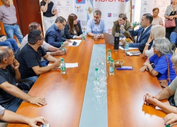 Salud Pública: acordaron aumentos salariales y pases a planta