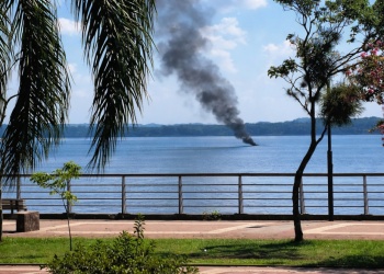 Fin del misterio: qué fue lo que arrojaron al río frente a la costanera de Posadas