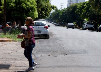 En Posadas, cada vez más barrios son invadidos por el pestilente olor cloacal