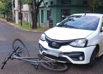 Posadas: una ciclista lesionada tras impactar contra un automóvil