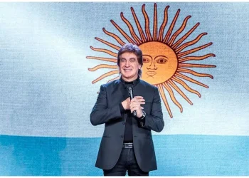 Así se construye la candidatura de Dante Gebel, otro “outsider” para enfrentar a Milei