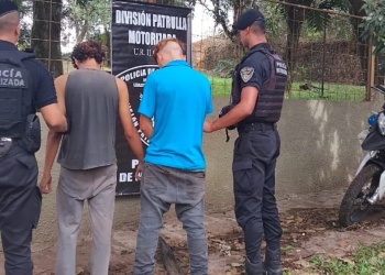 Caen “Seco” y “Zurki” luego de intentar forzar un vehículo y escapar