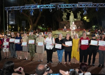 Apóstoles homenajeó a mujeres destacadas durante la Expo Mujer
