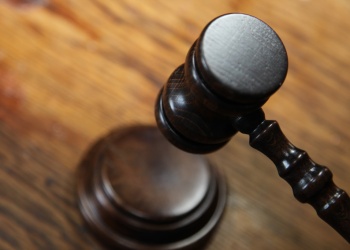 La Justicia ordenó frenar el cobro de una tasa municipal a una empresa en Garupá